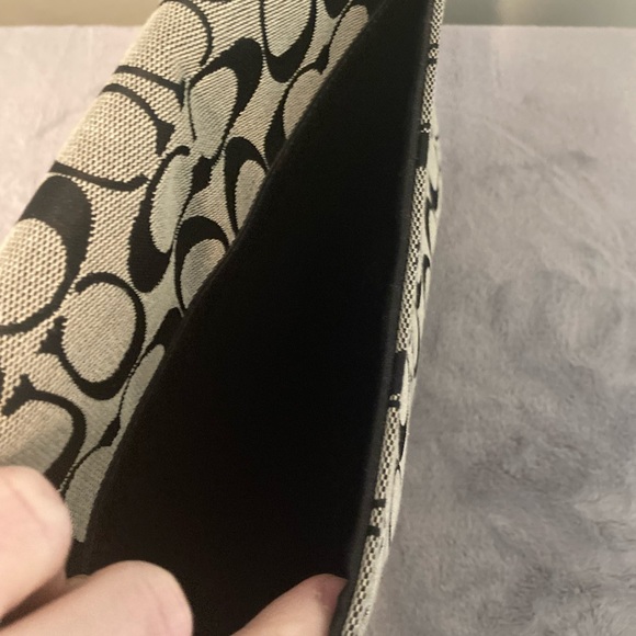 COACH Crossbody Bag - Picture 4 of 6